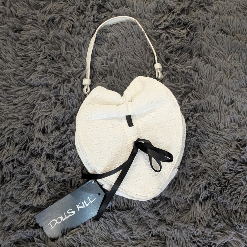 Dolls Kill White Lace Heart Shoulder Bag